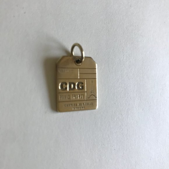Jet Set Candy CDG (France) Luggage Tag Gold Vermeil Charm - Picture 6 of 6